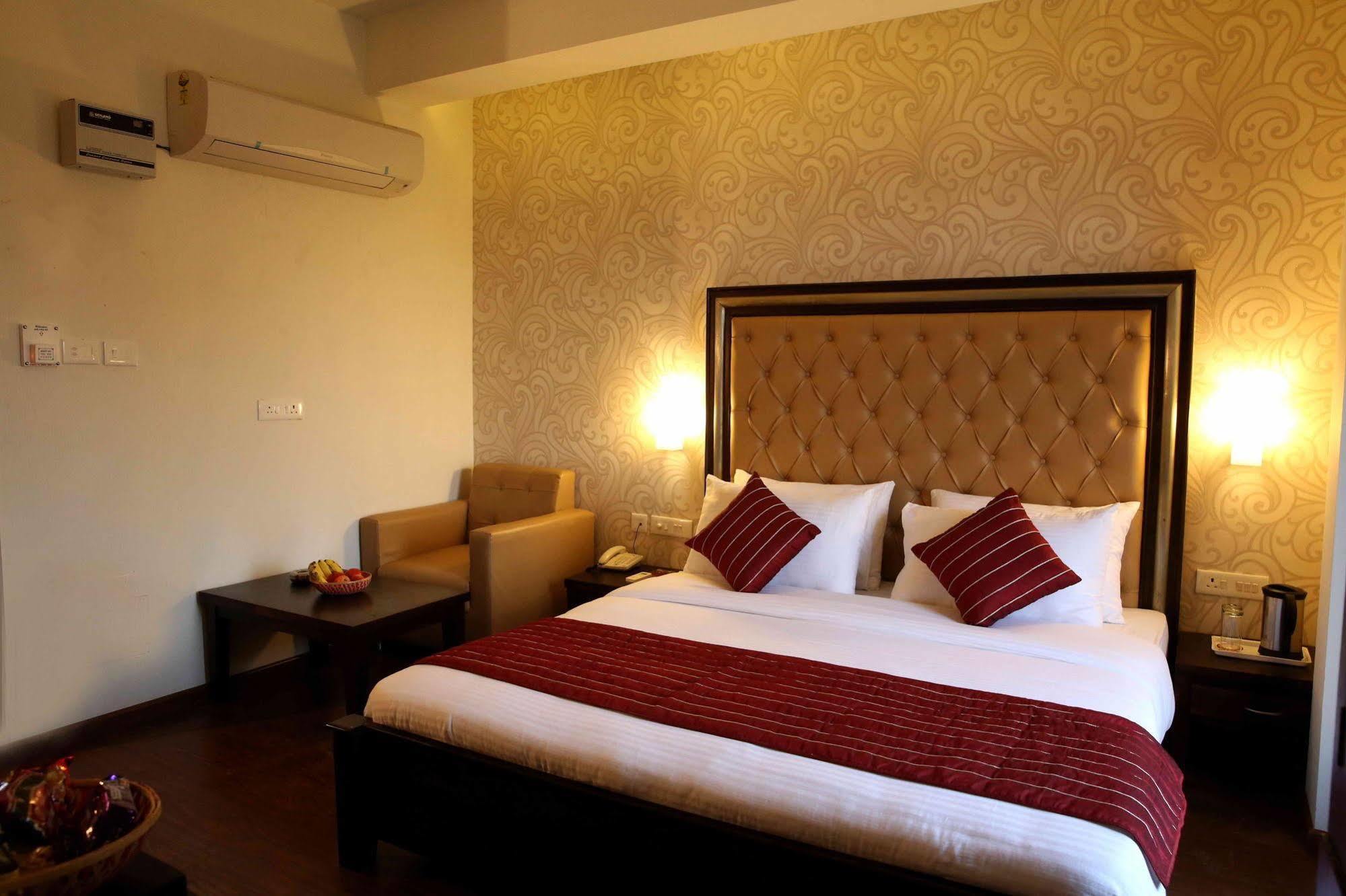 The Raj Vilas Agra  Luaran gambar